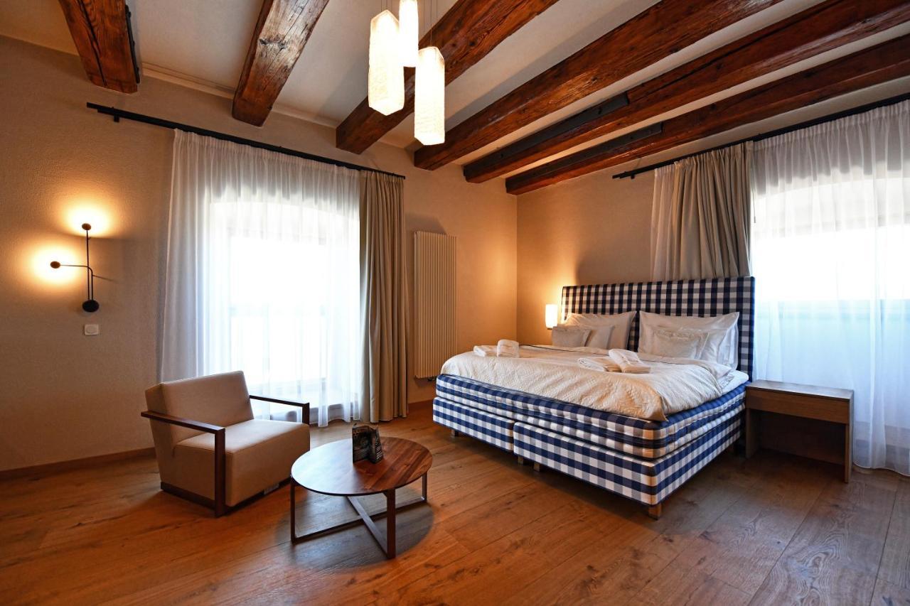 Lotrinsky Hotel Velké Pavlovice Kültér fotó